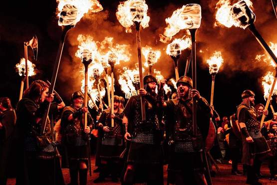 EDINBURGH'S HOGMANAY FESTIVAL | Sylwester po Szkocku